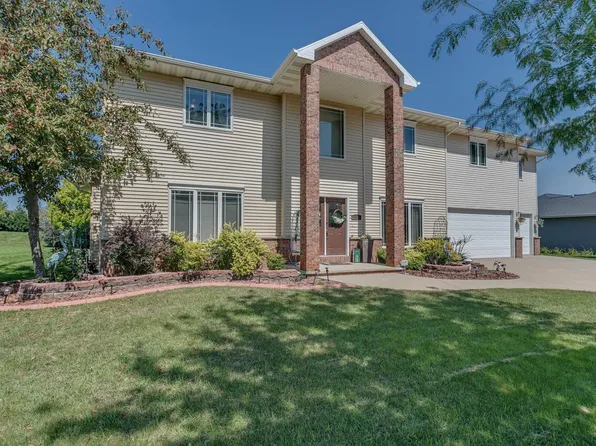 332 E Clearfield Ln, Appleton, WI 54913