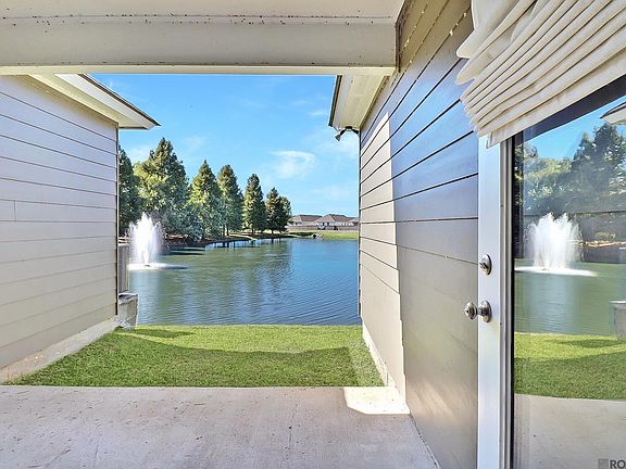 2nd image of 8644 Edgewater Dr