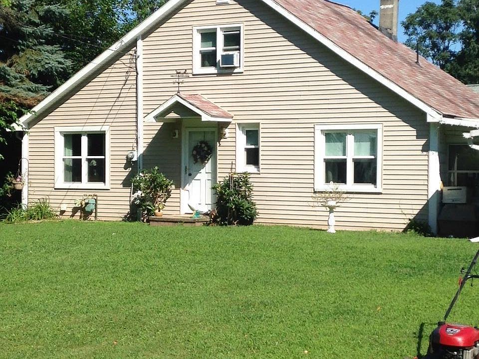 1st image of 417 E Southern Ave S