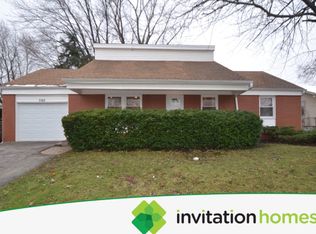 2324 S 20th Ave, Broadview, IL 60155