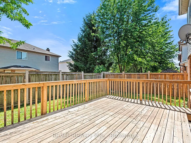 1005 Sandcliff Dr #BASEMENT — Photo 10