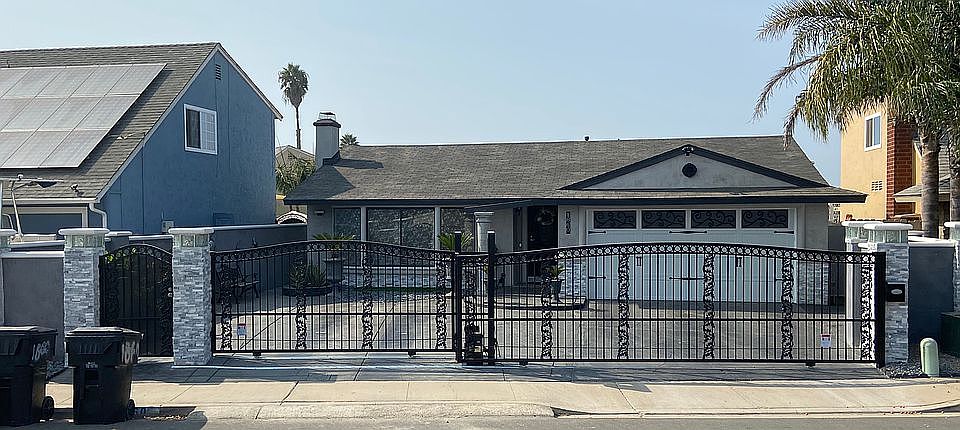 1st image of 1860 Leon Ave