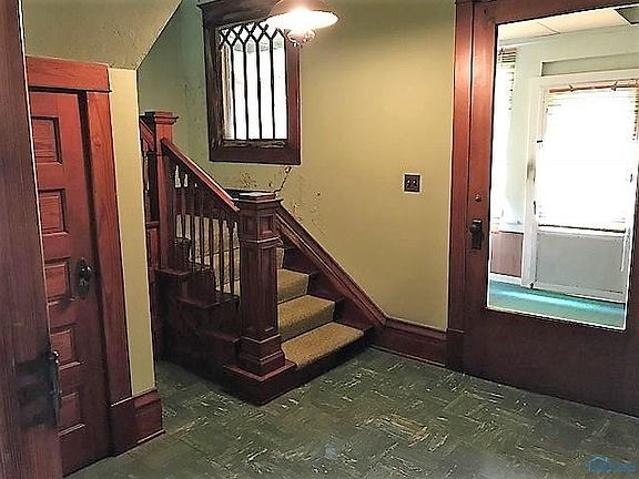 5th image of 410 West St