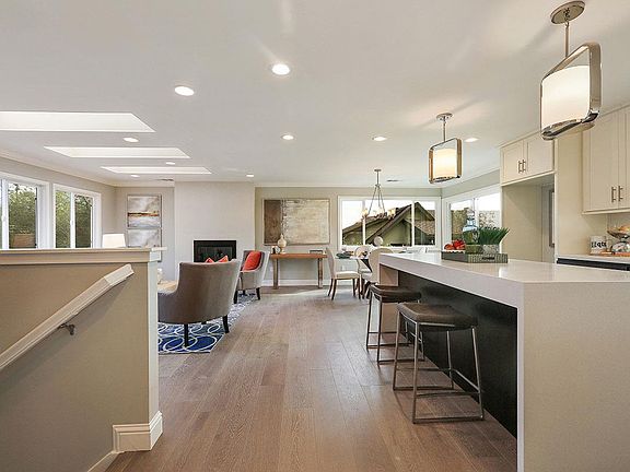 4th image of 3785 Farm Hill Blvd