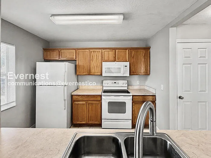 3338 Spy Tower Ct — Photo 3