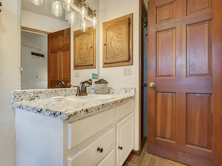 1729 Arbor Way — Photo 15