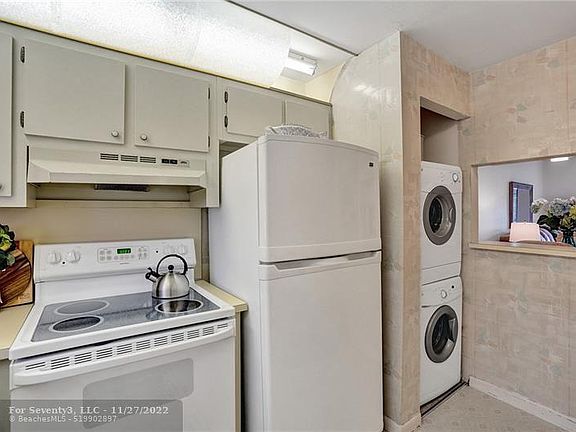 5th image of 10300 NW 30th Ct APT 208