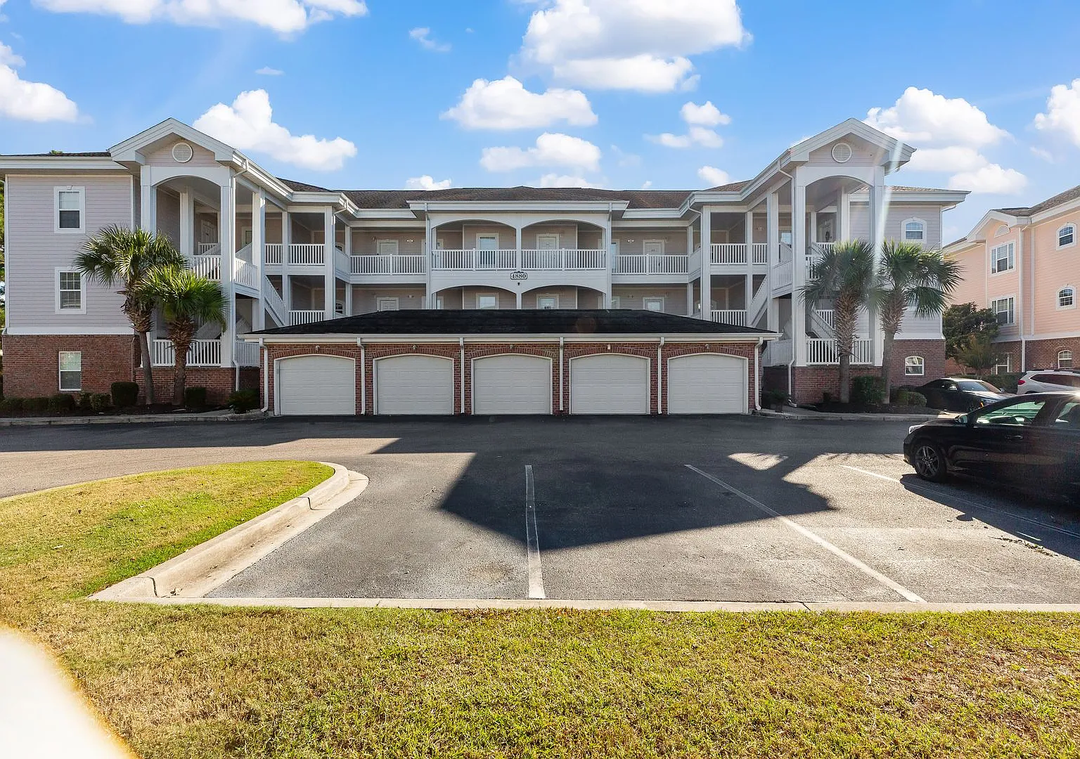 Magnolia North - Heart of Myrtle Beach — Photo 1