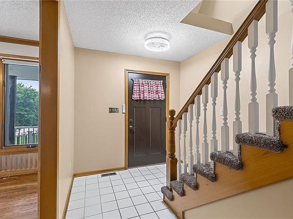 4th image of 6513 SE Ryan Rd