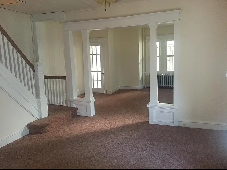 302 Horace Ave — Photo 3