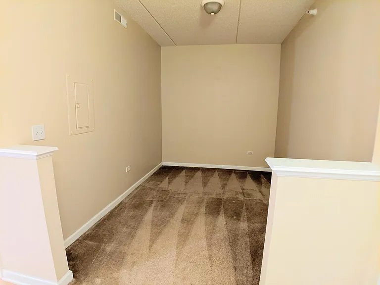 601 W Rand Rd #215 — Photo 7
