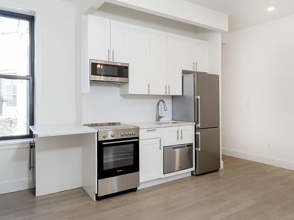 2nd image of 277 W 11th St APT 5B