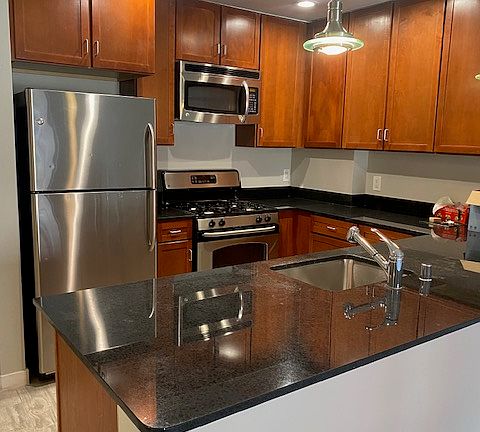 3rd image of 1975 N Grant St Unit 510