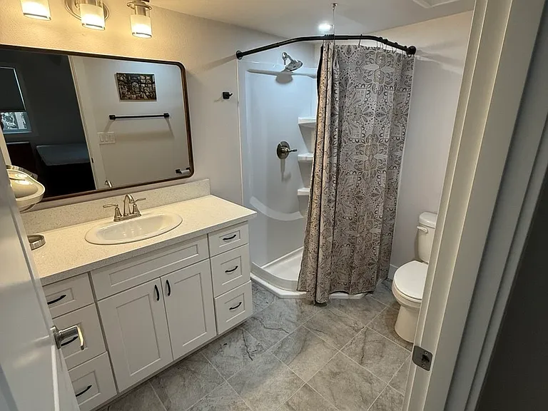8809 N Dwight Ave — Photo 14