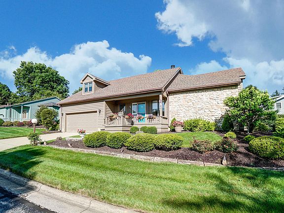 3rd image of 10 Colony Park Dr