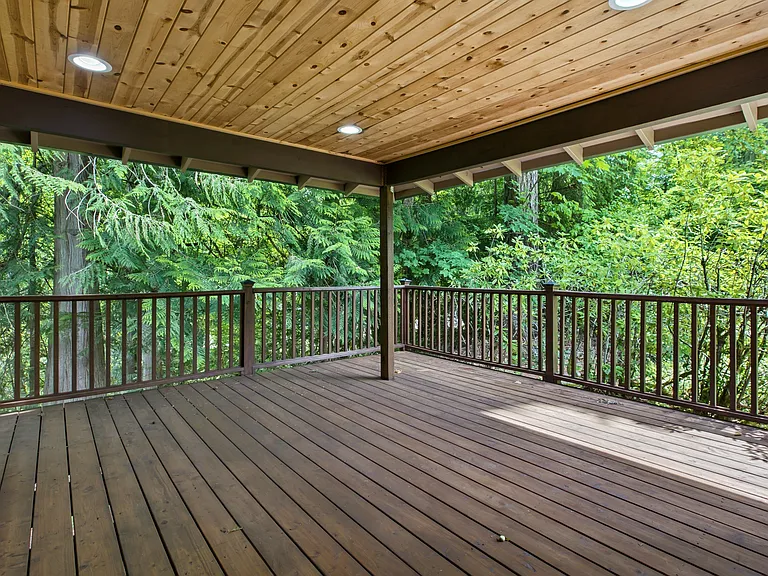 Tree house style dining!
