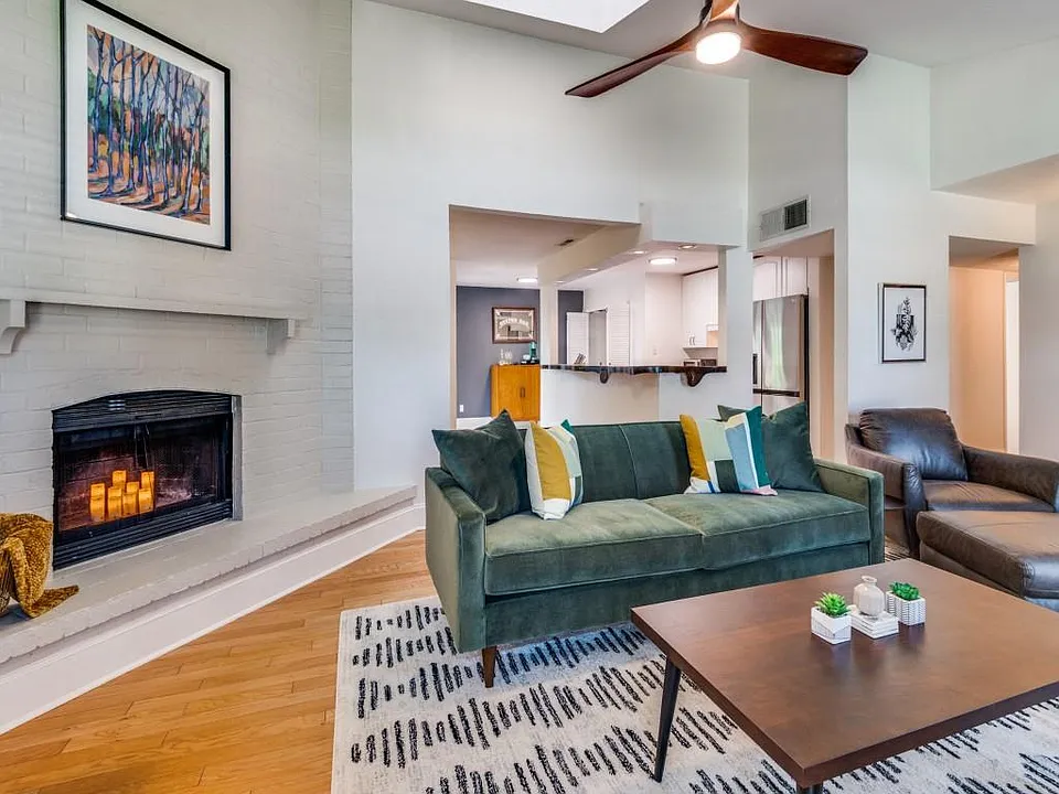 305 Westover Dr