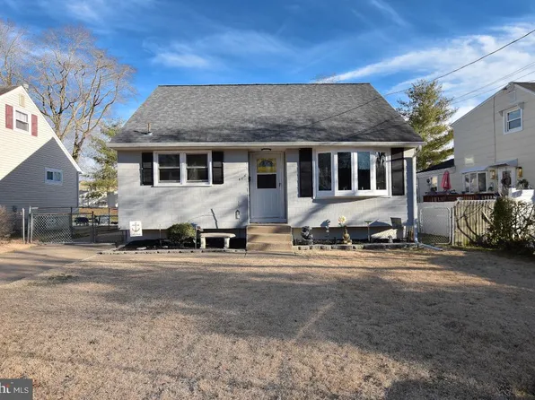 408 Rowand Ave, Glendora, NJ 08029