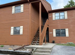 9607 S Lake Ridge Dr, Bloomington, IN 47401