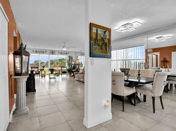 9201 Sunrise Lakes Boulevard #310, Sunrise, FL 33322