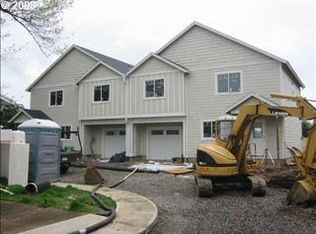 1014 SE 9th St, Gresham, OR 97080