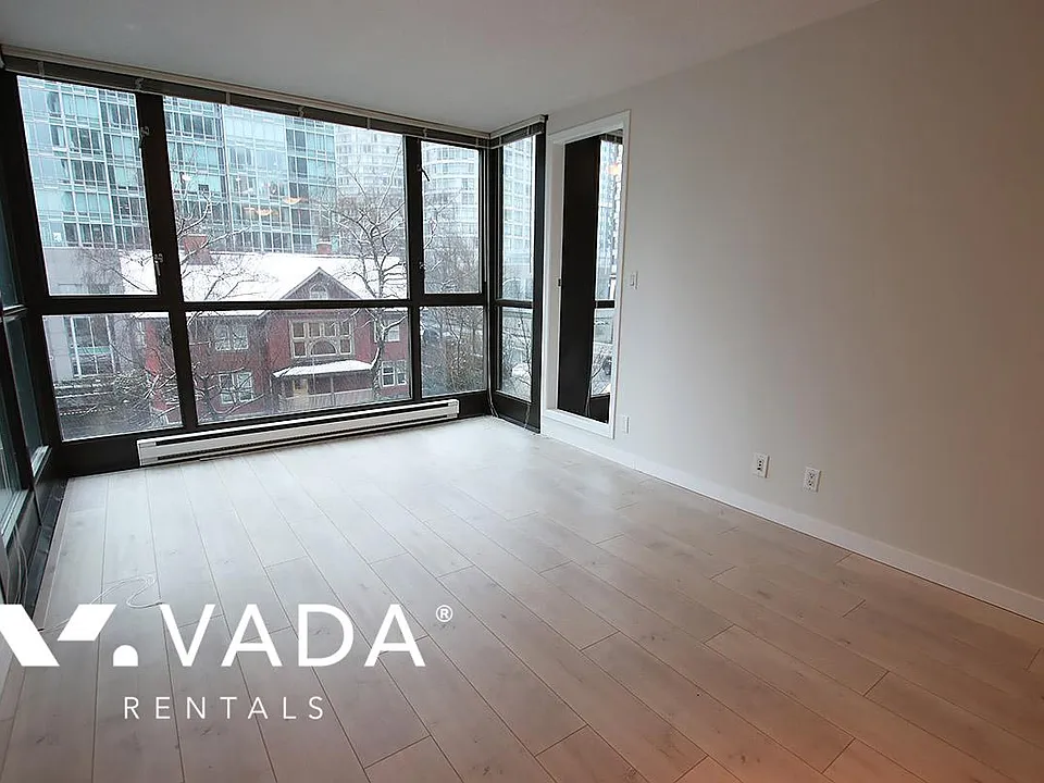 1331 Alberni St #401