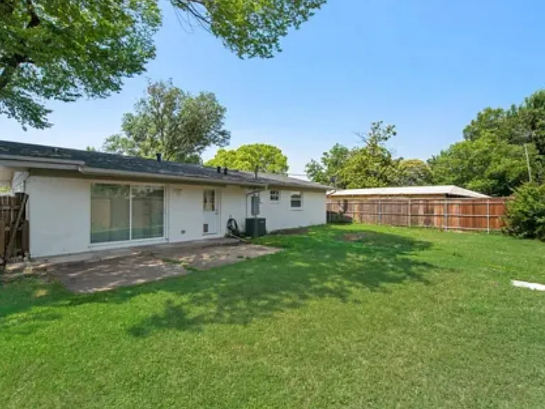 2963 Talisman Dr — Photo 5