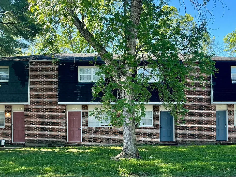 4380-4386 Bellview Dr