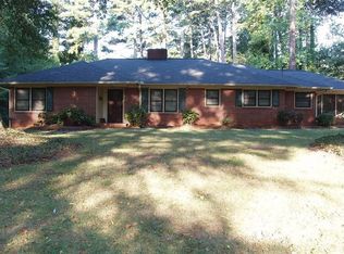 3365 Harris Dr, College Park, GA