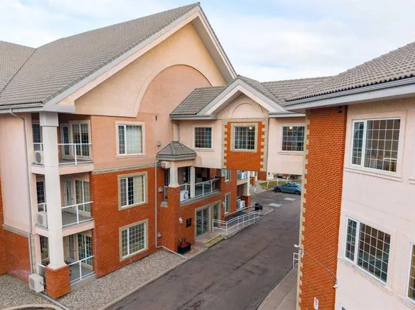 223 NE Tuscany Springs Blvd NW #367, Calgary, AB T3L 2M2