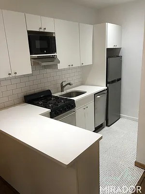 Rented by Mirador Real Estate | media 10