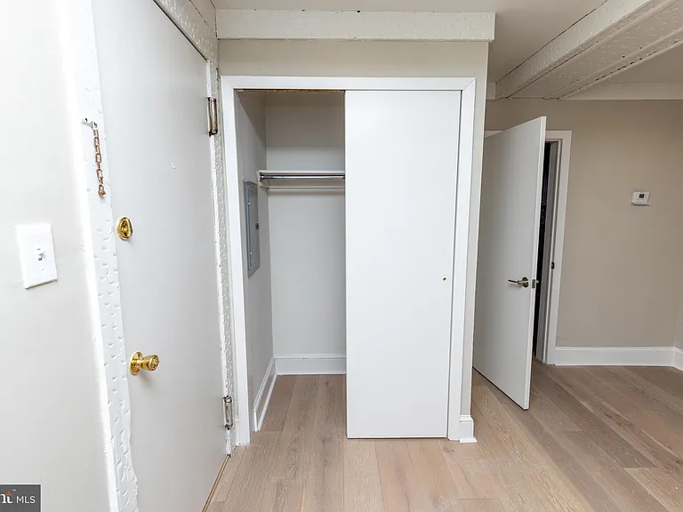 901 Clinton St #3 — Photo 6