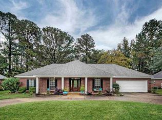 800 Treeline Dr, Brandon, MS 39042