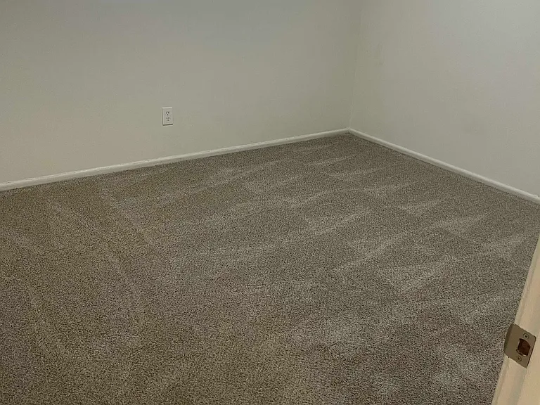 2232 E Lenita Ln #B — Photo 3