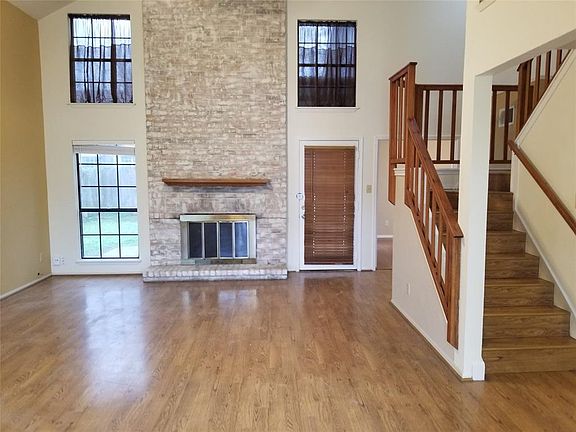 2nd image of 2713 Galemeadow Dr