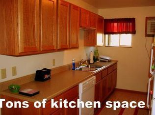 2308 10th St #1, Brookings, SD 57006