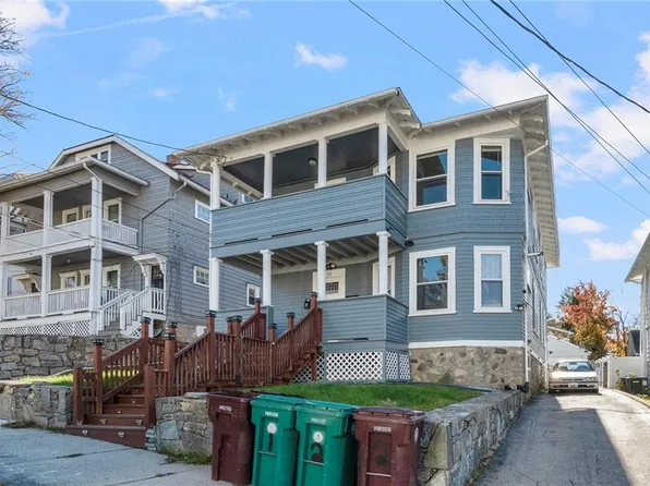 60 Fairlawn Ave, Woonsocket, RI 02895