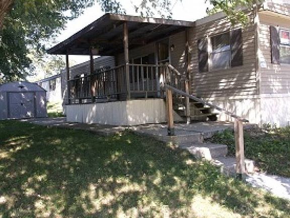 5th image of 962 S 73rd Pl