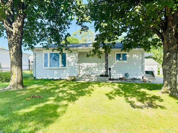 2903 Niles St, Waterloo, IA 50703