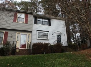 1320 Springlawn Ct, Raleigh, NC 27609