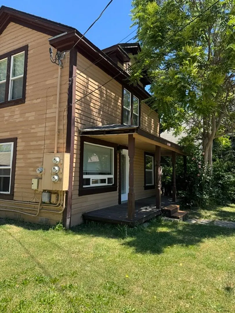 Building Photo - 819 Taylor St #1