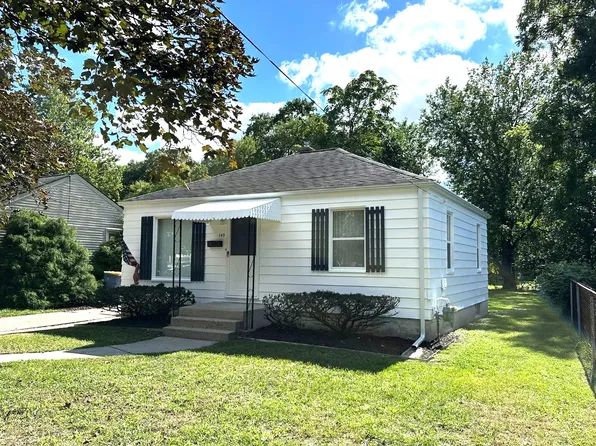 140 Rosemary St SE, Grand Rapids, MI 49507