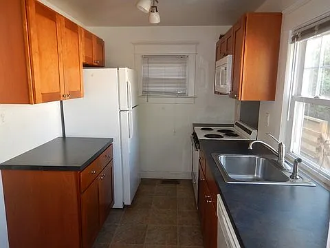 344 Edsam Ave #A — Photo 6