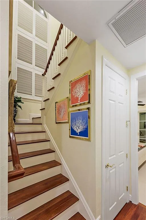 4 bed, 4.0 bath, 4265 sqft, $27,500 — Photo 4