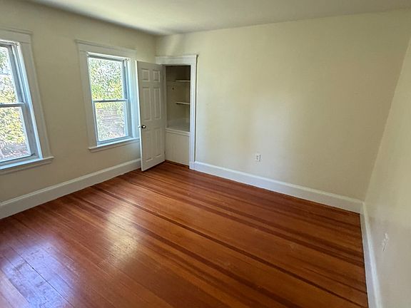 3rd image of 19 Eliot St #19