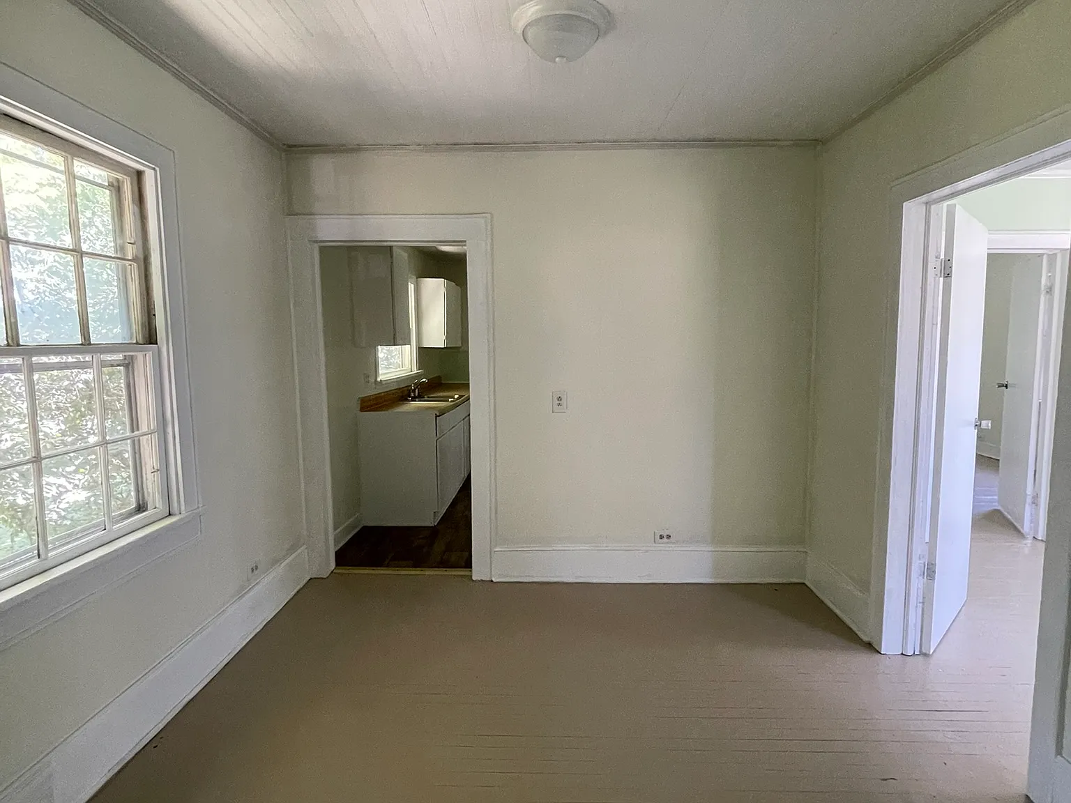 2 bed, 672 sqft, $1,000 — Photo 4
