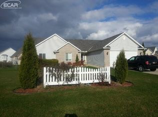 7449 Silver Fox Run, Swartz Creek, MI 48473