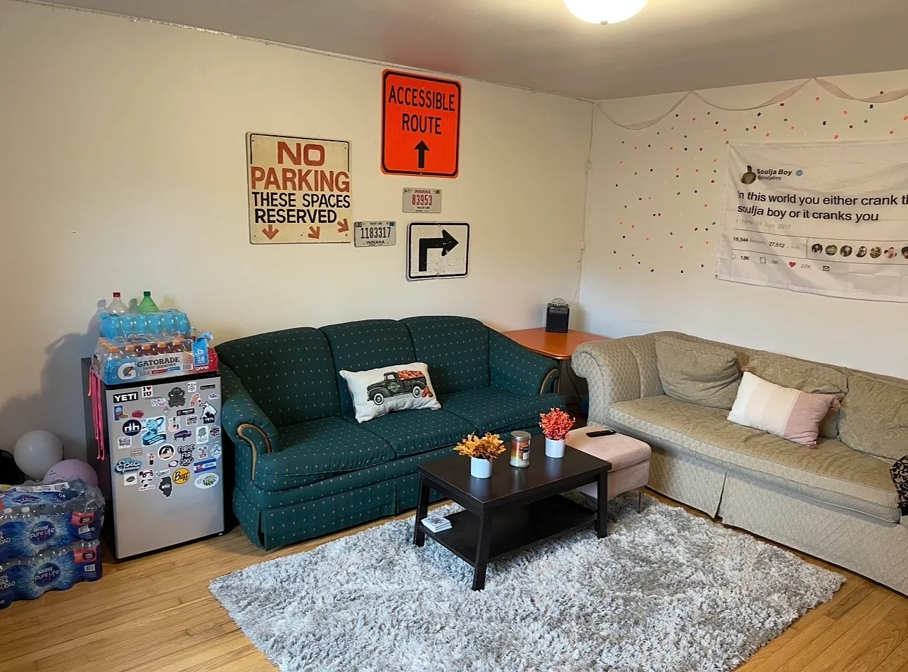 3 bed, 1.5 bath, 1250 sqft, $2,160 — Photo 3