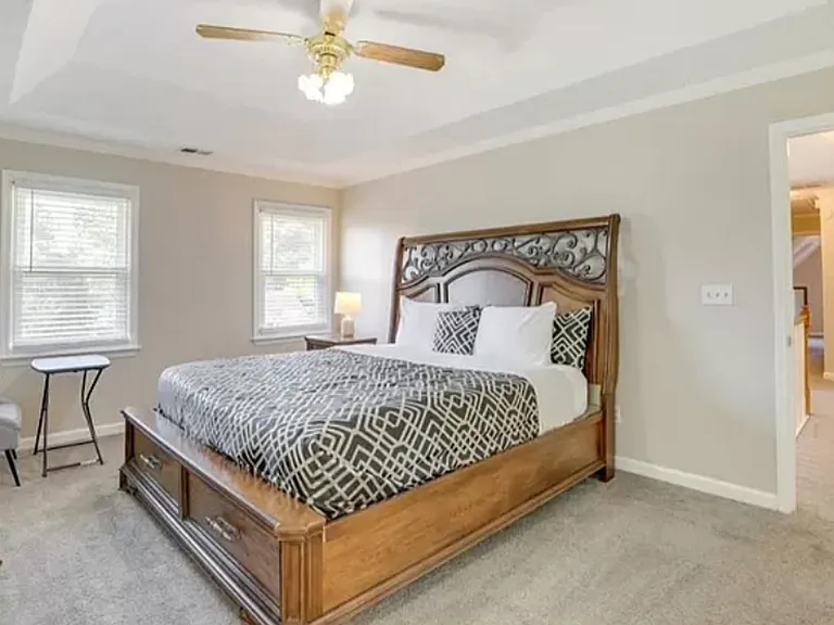 7136 Woodstone Dr — Photo 26
