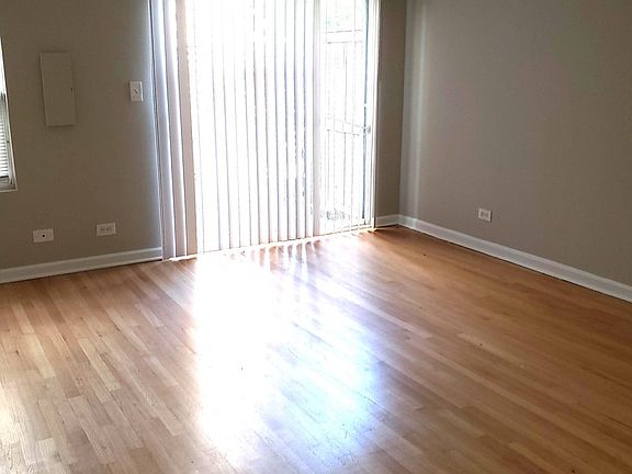 5th image of 1726 N Kedzie Ave APT B